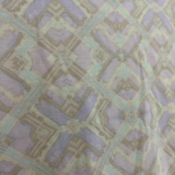 LuLaRoe Irma Tunic Top Shirt Fitted Sleeves High Low Loose Purple Gray Small NWT - Picture 6 of 10